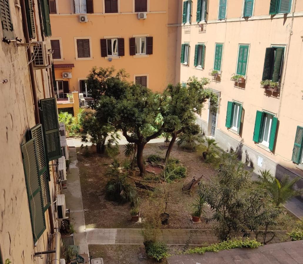 CASA DI SILVIA A PORTA PIA via NOMENTANA 225 Roma Exterior foto